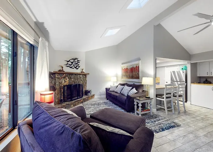 Cozy Mountain Townhome